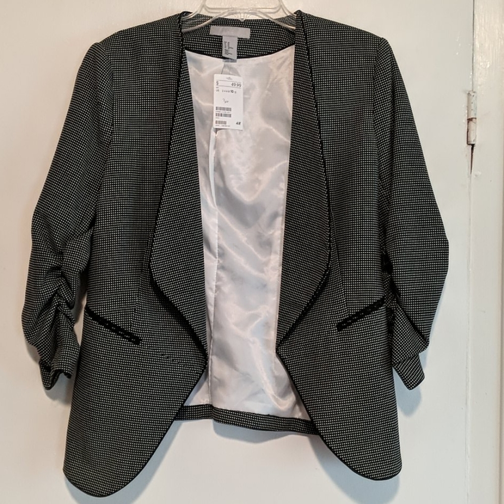 H&M Black Polka Dot Blazer. Size 10. NWT.
